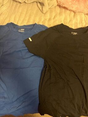 2 Athletic Gym Compression Shirts